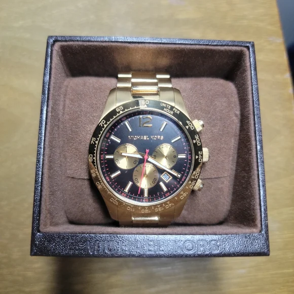 Michael Kors | Accessories | Michael Kors Layton Chronograph  display picture 2